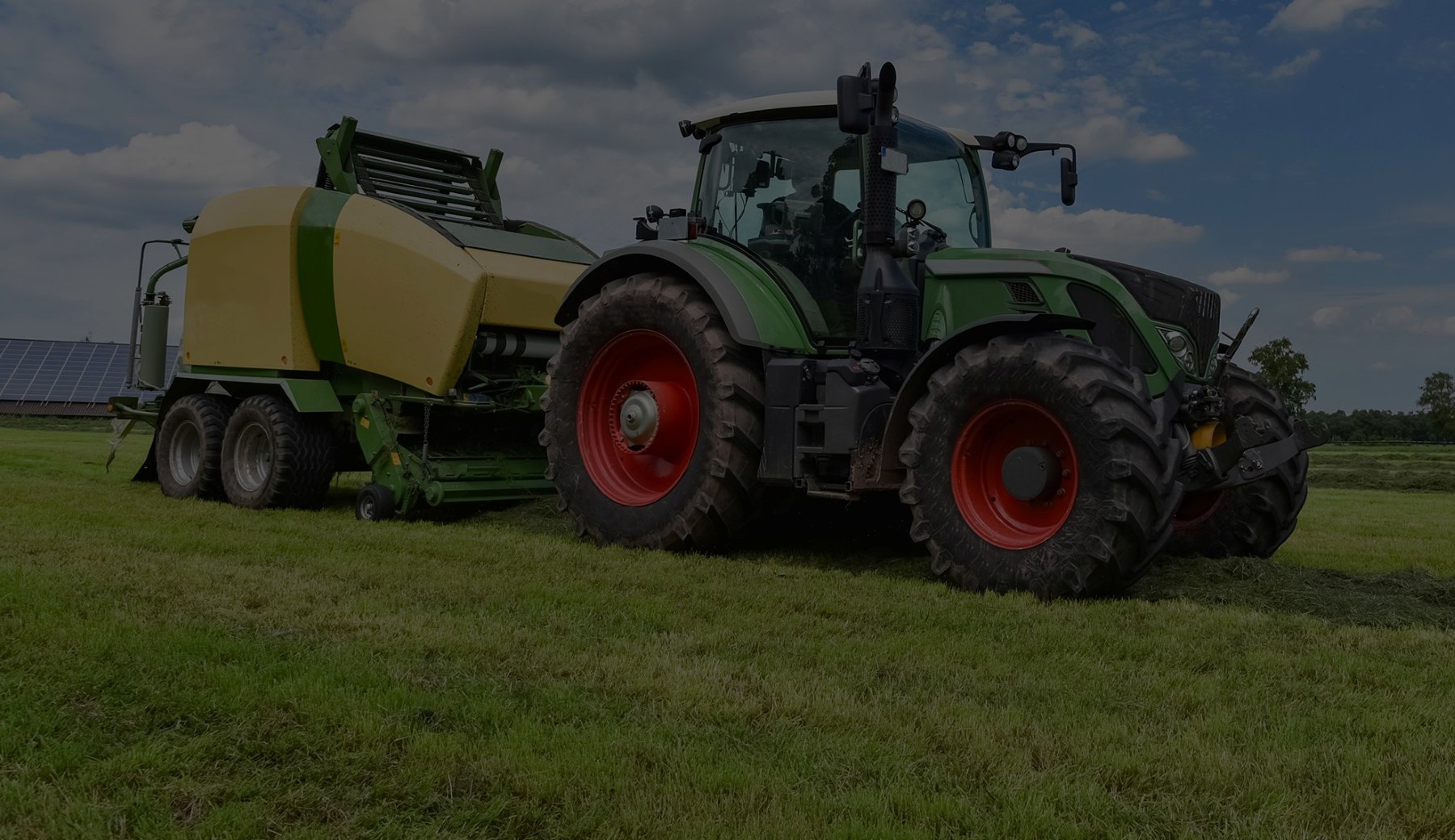 Claas Tractor Pulling Liquid Fertilizer Applicator